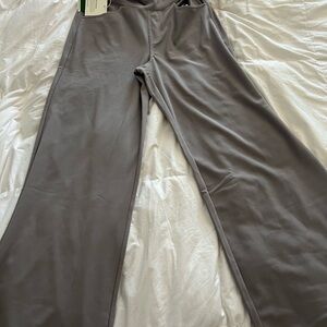 HALARA Flex MicroWaffle Pants in Gray